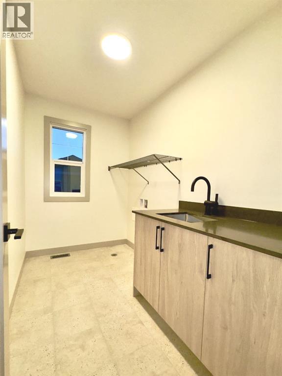 37 North Bridges Landing, Langdon, Alberta  T0J 1X3 - Photo 20 - A2286202