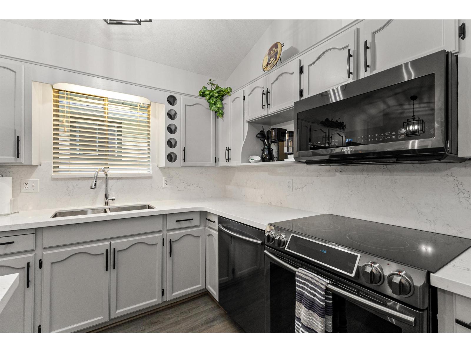 49 19649 53rd Avenue, Langley, British Columbia  V3A 8C5 - Photo 8 - R3094475