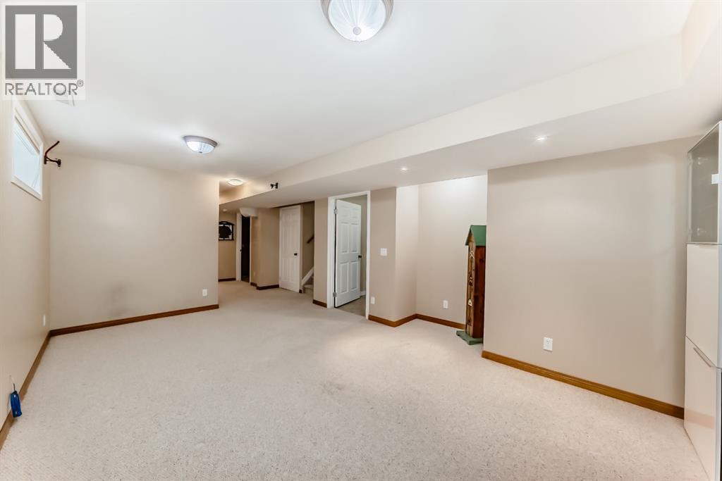 88 Hidden Hills Way Nw, Calgary, Alberta  T3A 5Y3 - Photo 32 - A2290298