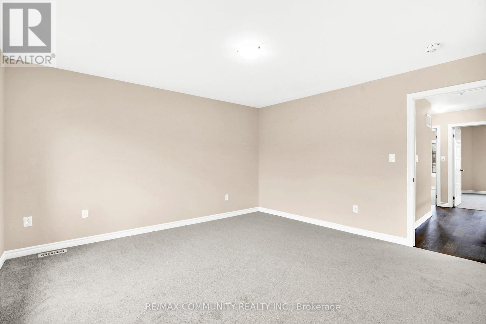 42 Sun Haven Lane, Thorold, Ontario  L2V 0K7 - Photo 16 - X12851970