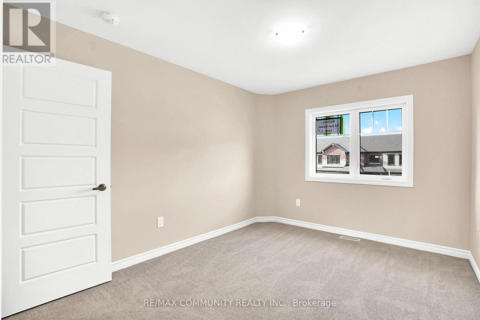 42 Sun Haven Lane, Thorold, Ontario  L2V 0K7 - Photo 23 - X12851970