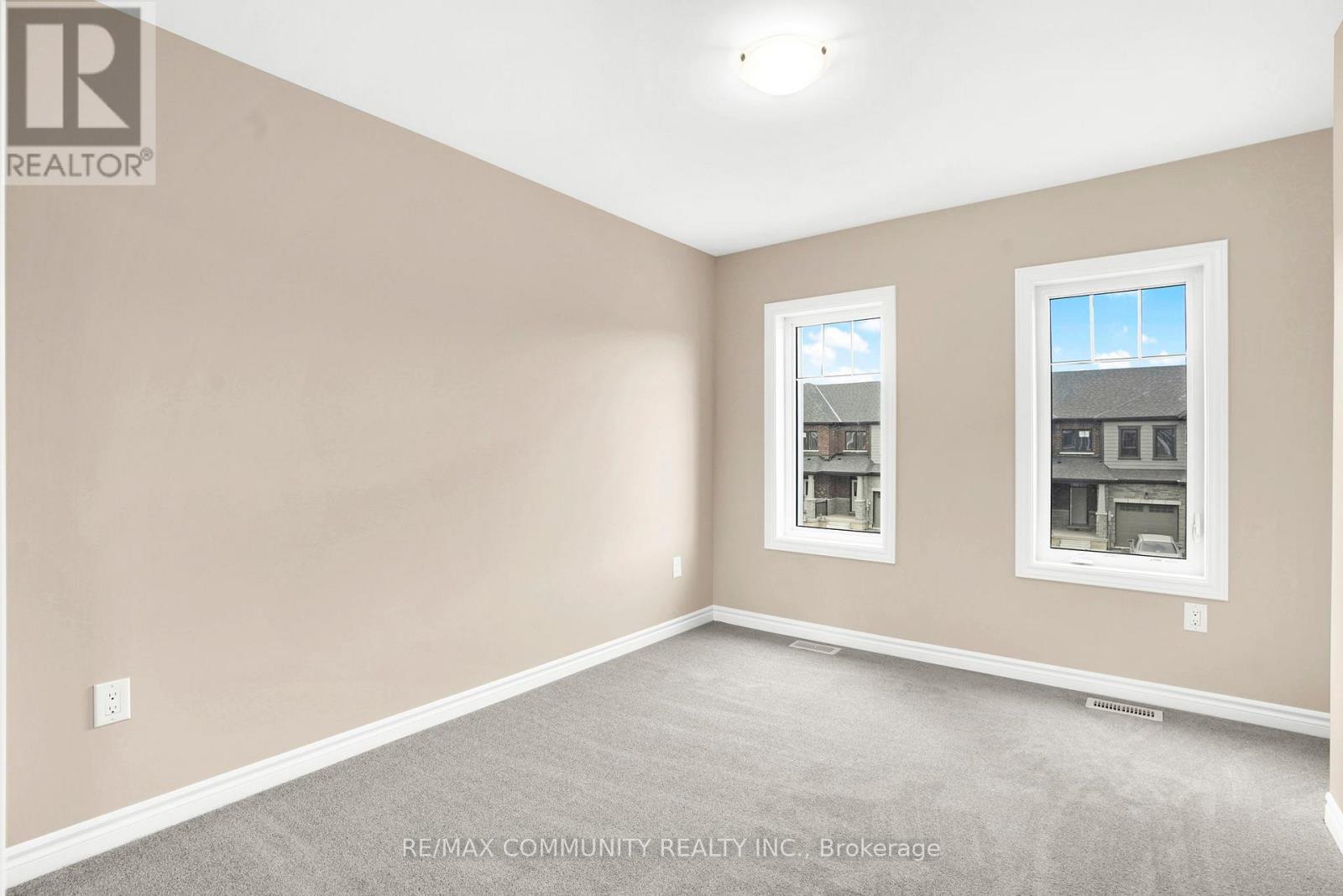 42 Sun Haven Lane, Thorold, Ontario  L2V 0K7 - Photo 20 - X12851970