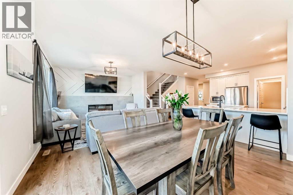 32 Creekstone Landing Sw, Calgary, Alberta  T2X 5E5 - Photo 9 - A2284901