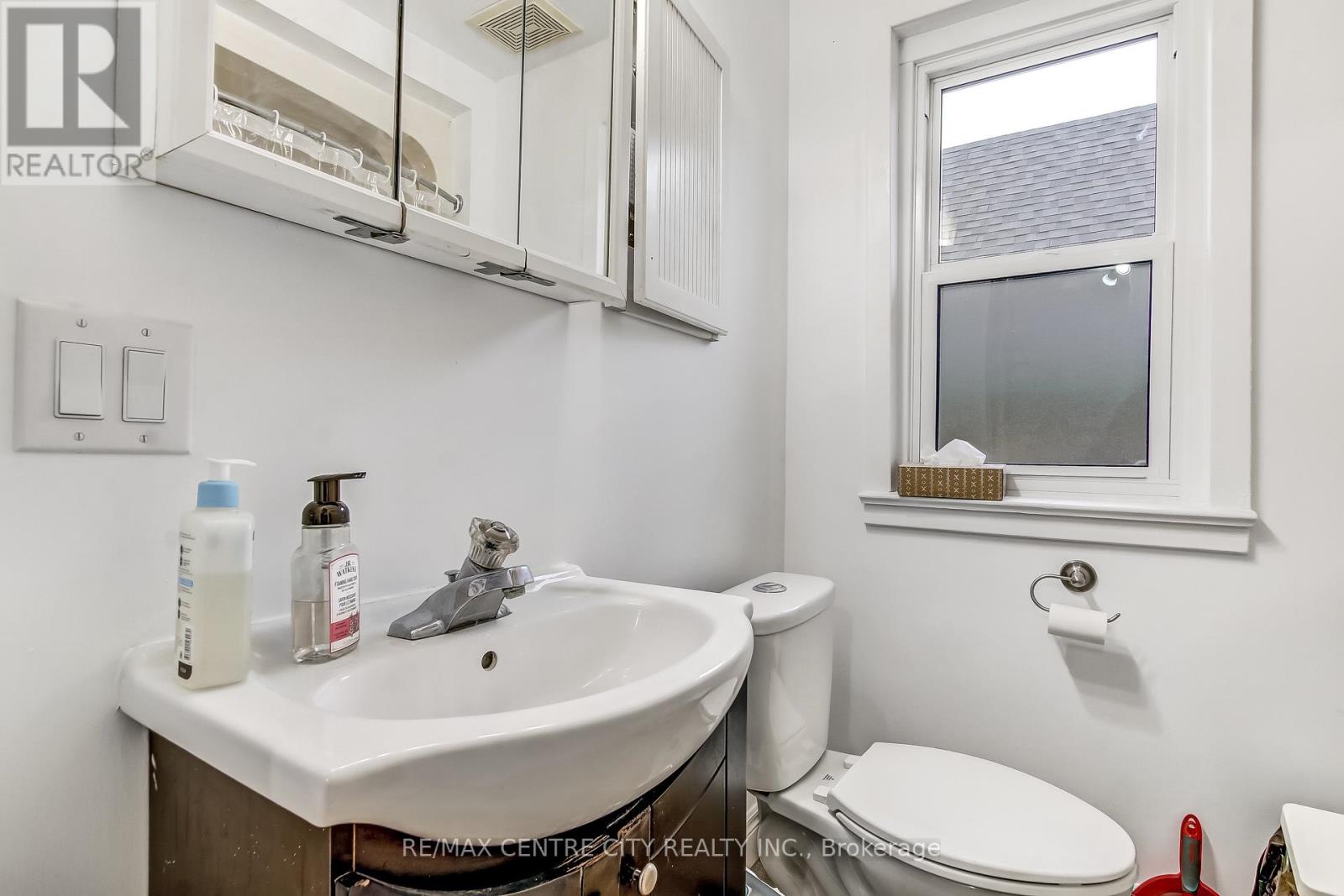 92 Forest Avenue, St. Thomas, Ontario  N5R 2J5 - Photo 25 - X12852164