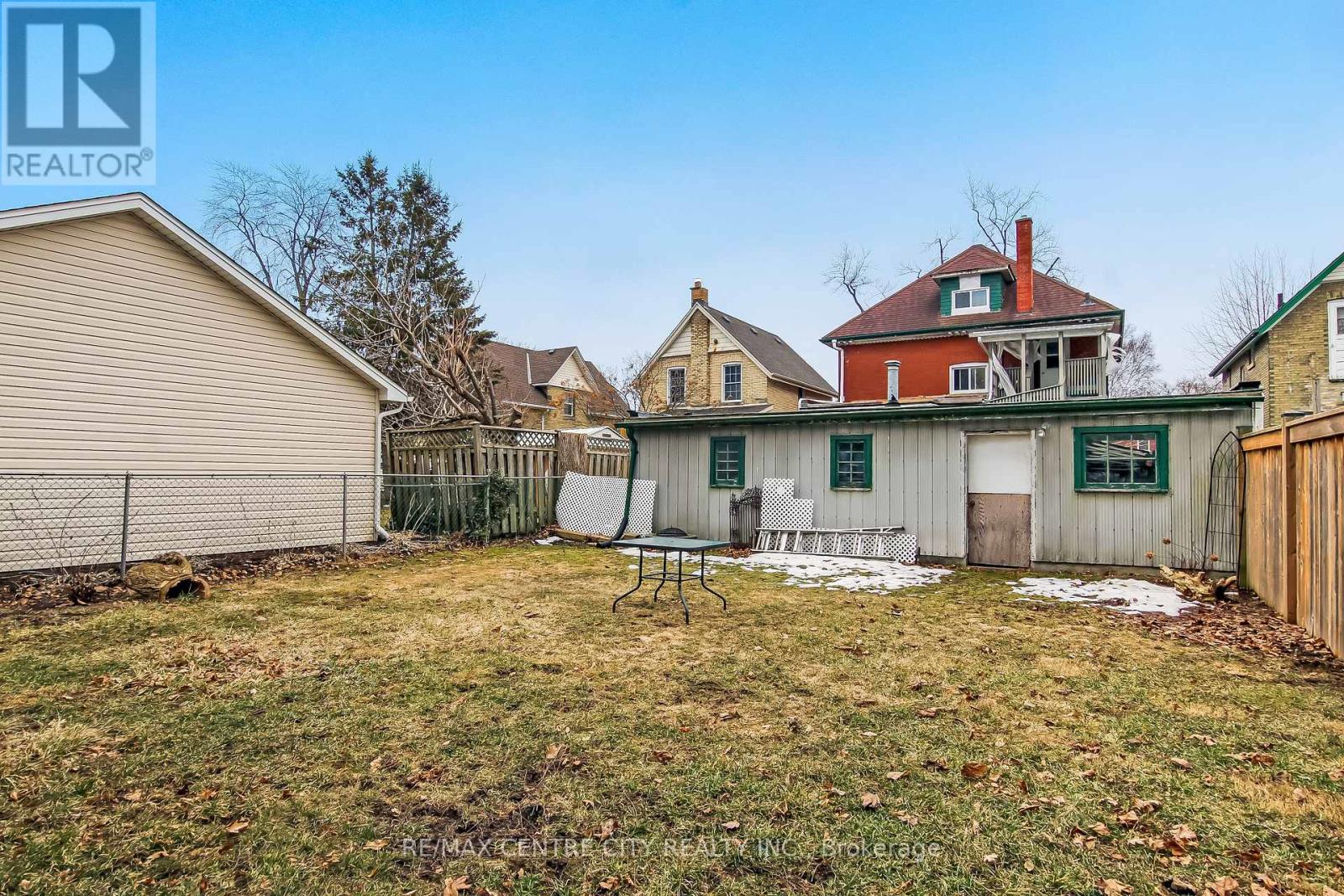 92 Forest Avenue, St. Thomas, Ontario  N5R 2J5 - Photo 31 - X12852164