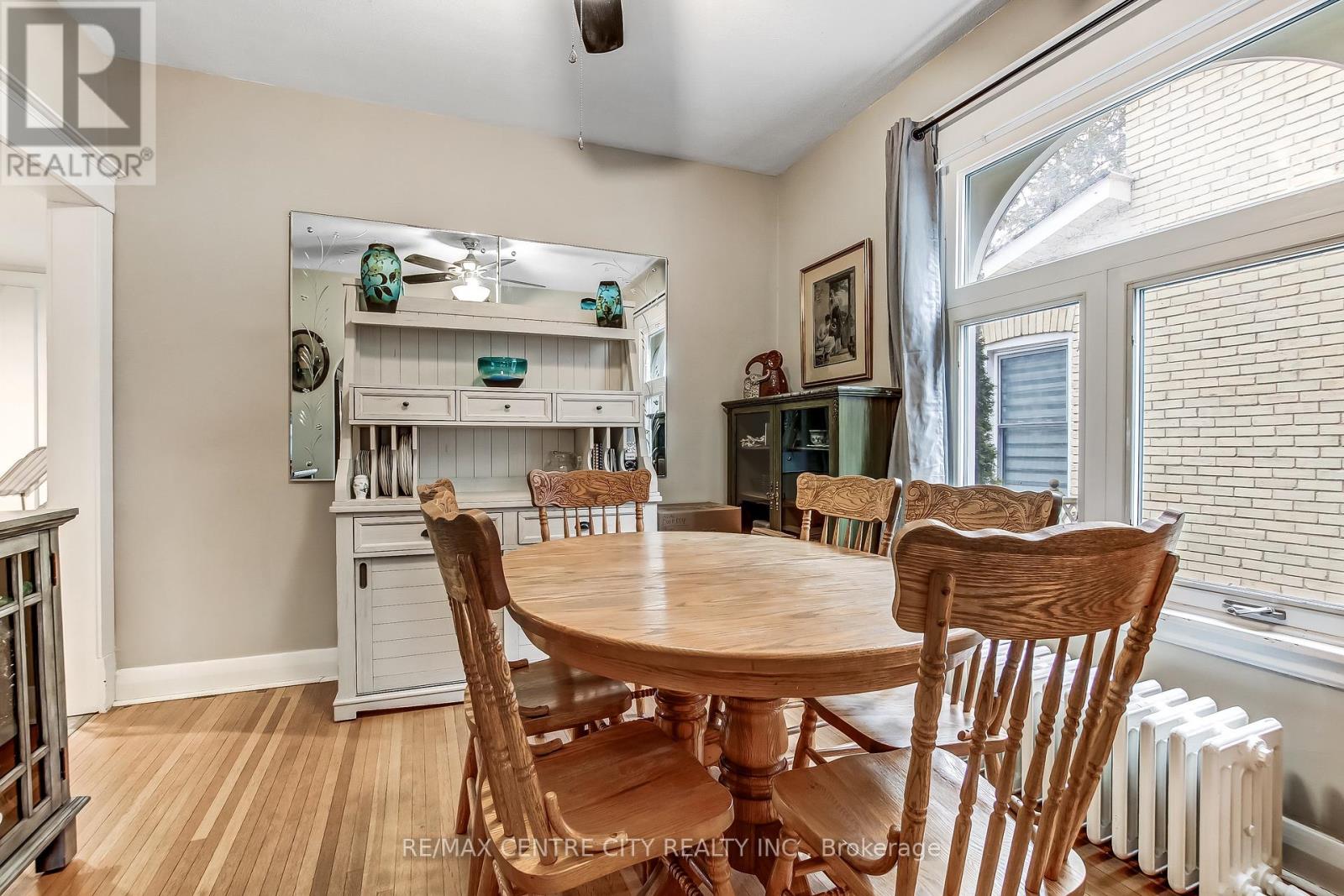 92 Forest Avenue, St. Thomas, Ontario  N5R 2J5 - Photo 7 - X12852164