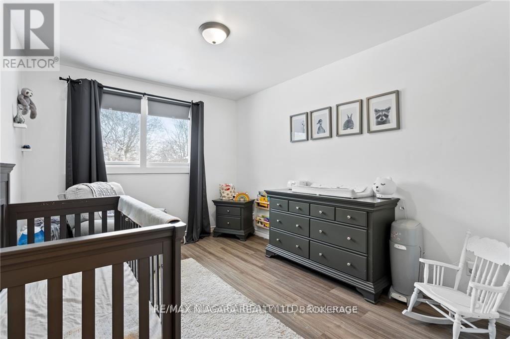 49 Royal Oak Drive, St. Catharines, Ontario  L2N 6K4 - Photo 18 - X12852152