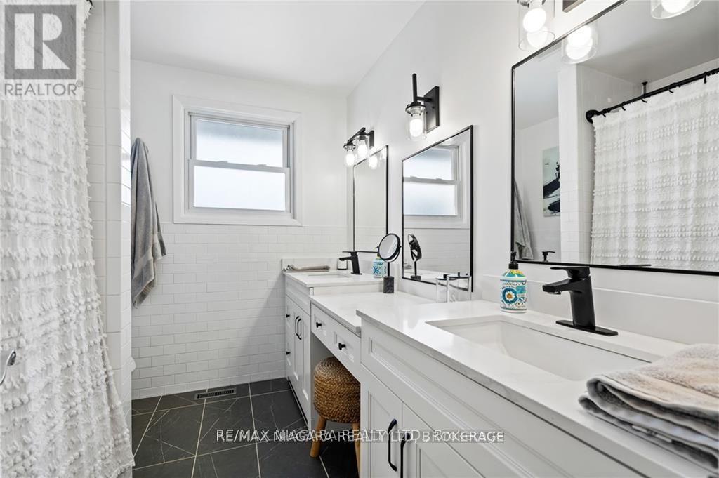 49 Royal Oak Drive, St. Catharines, Ontario  L2N 6K4 - Photo 22 - X12852152