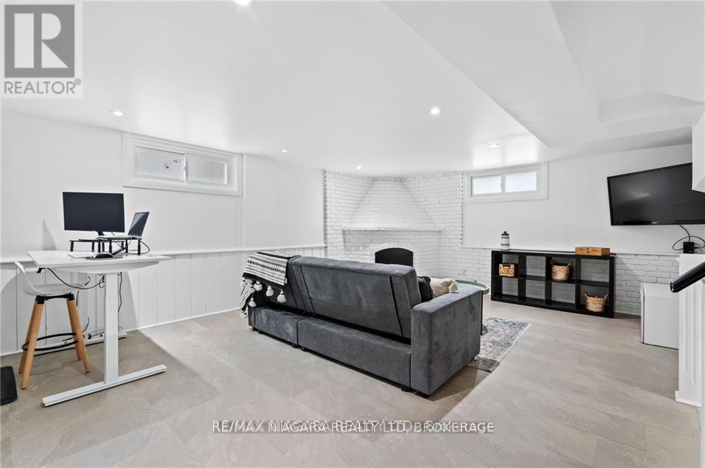 49 Royal Oak Drive, St. Catharines, Ontario  L2N 6K4 - Photo 24 - X12852152