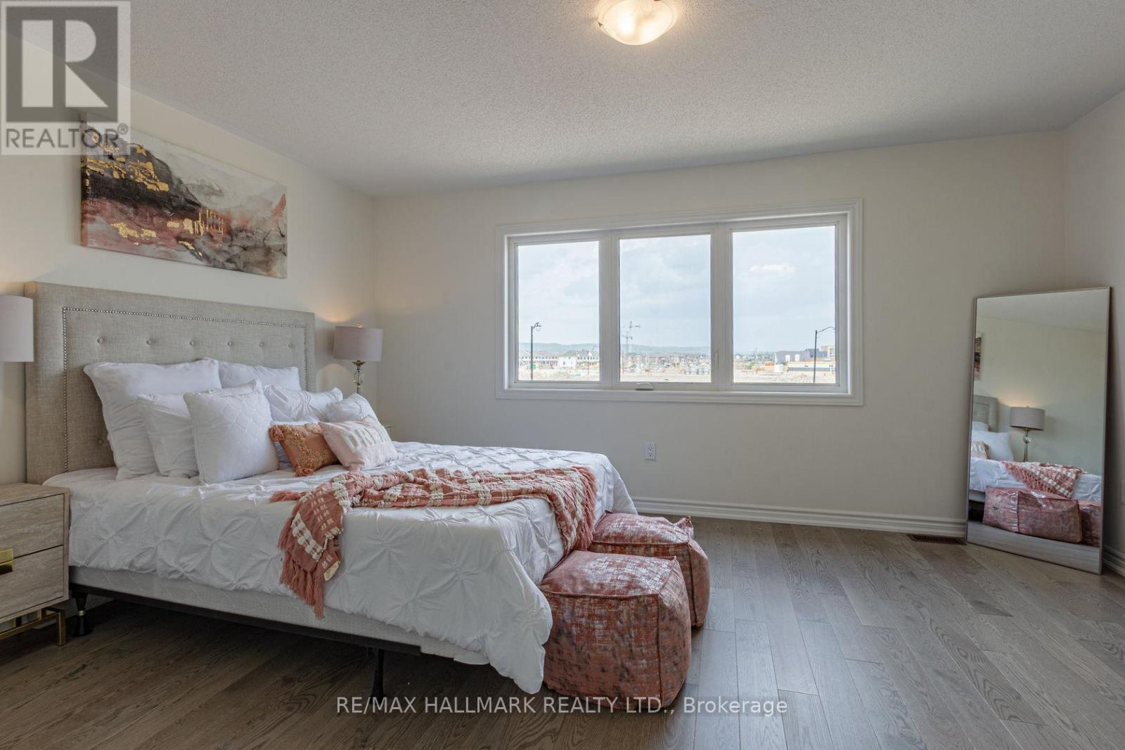 342 Thimbleweed Court, Milton, Ontario  L9E 1T2 - Photo 17 - W12850914