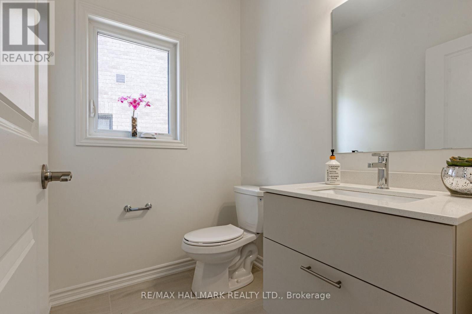 342 Thimbleweed Court, Milton, Ontario  L9E 1T2 - Photo 13 - W12850914