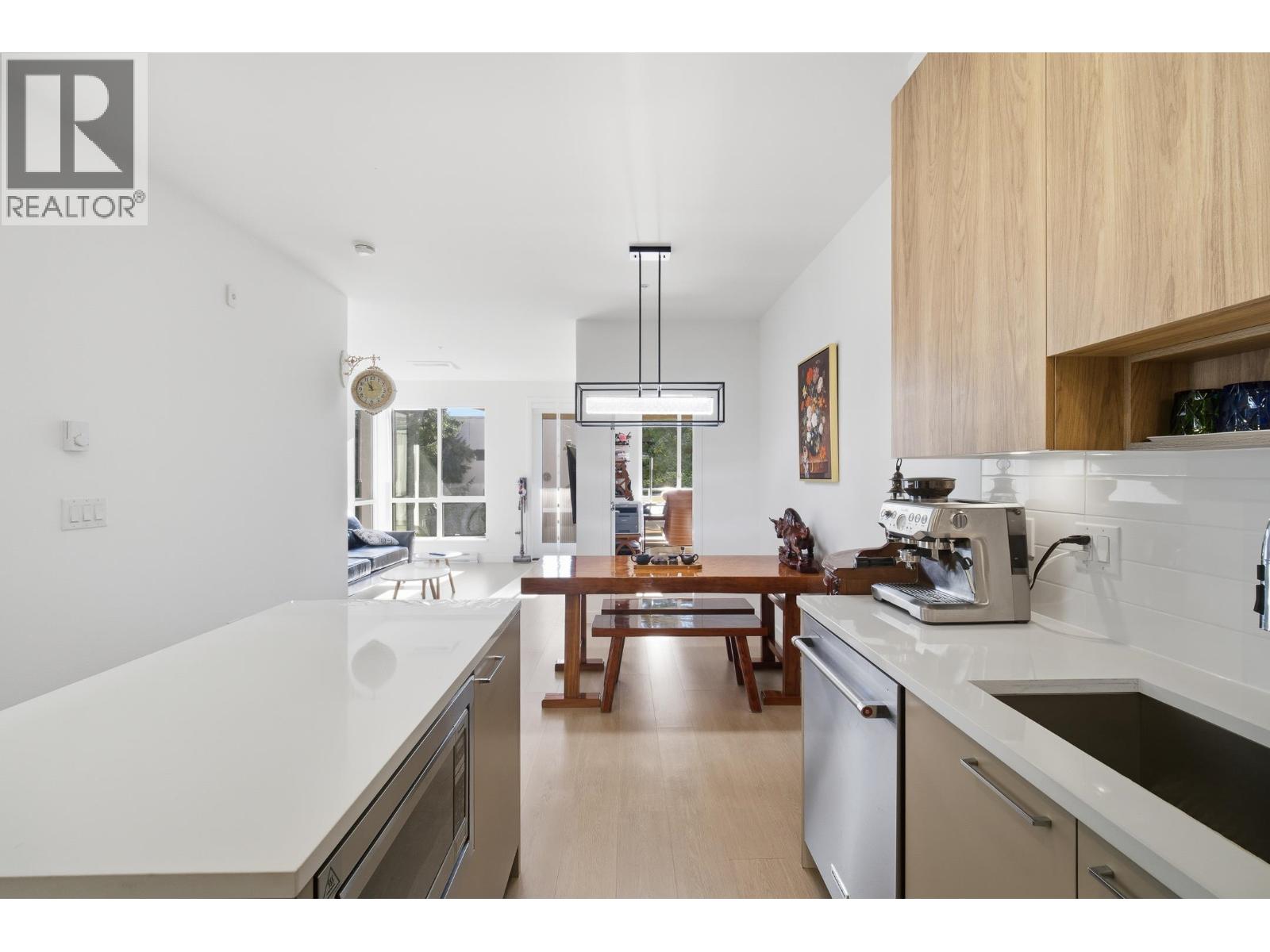 309 7588 16th Street, Burnaby, British Columbia  V3N 0H8 - Photo 11 - R3096832