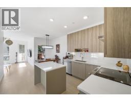 309 7588 16TH STREET, Burnaby, British Columbia