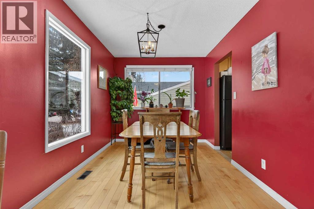 76 Brookpark Place Sw, Calgary, Alberta  T2W 2X3 - Photo 10 - A2290291