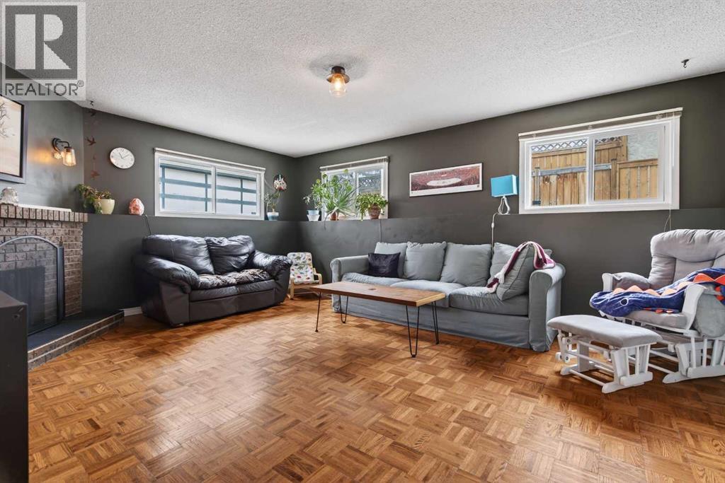 76 Brookpark Place Sw, Calgary, Alberta  T2W 2X3 - Photo 27 - A2290291