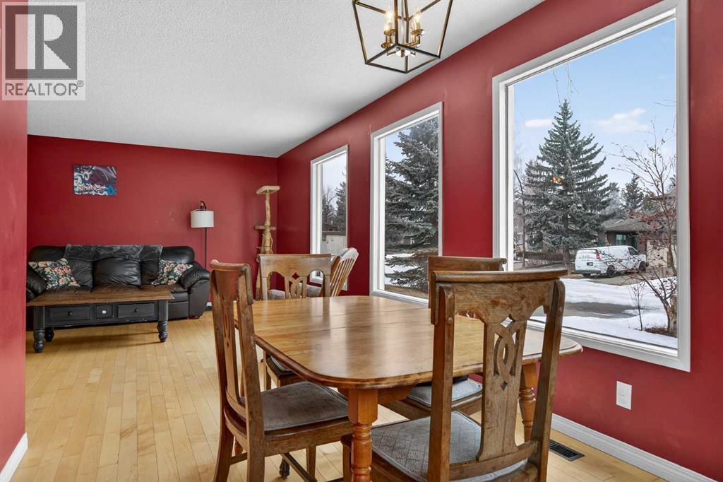 76 Brookpark Place Sw, Calgary, Alberta  T2W 2X3 - Photo 8 - A2290291