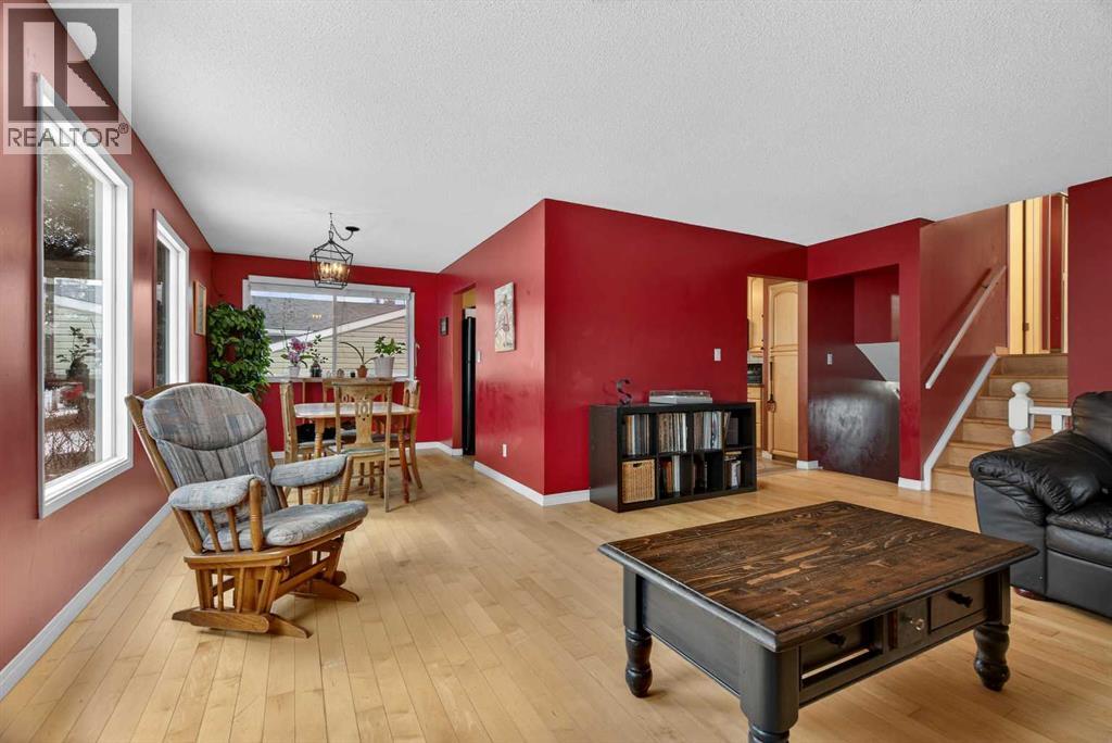 76 Brookpark Place Sw, Calgary, Alberta  T2W 2X3 - Photo 9 - A2290291