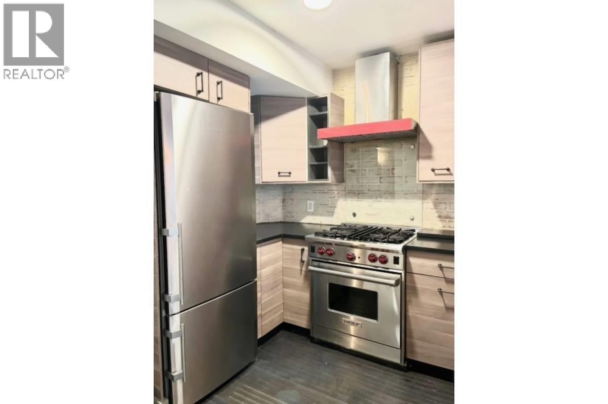 205 501 Pacific Boulevard, Vancouver, British Columbia  V6Z 2X6 - Photo 3 - R3096829