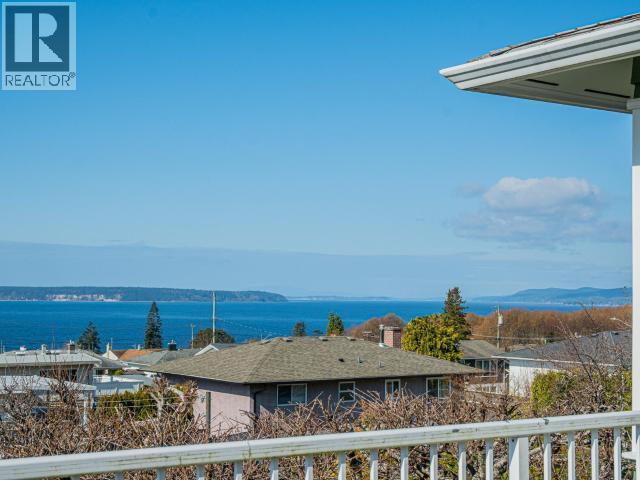 4025 Dorval Ave, Powell River, British Columbia  V8A 3G1 - Photo 3 - 19694