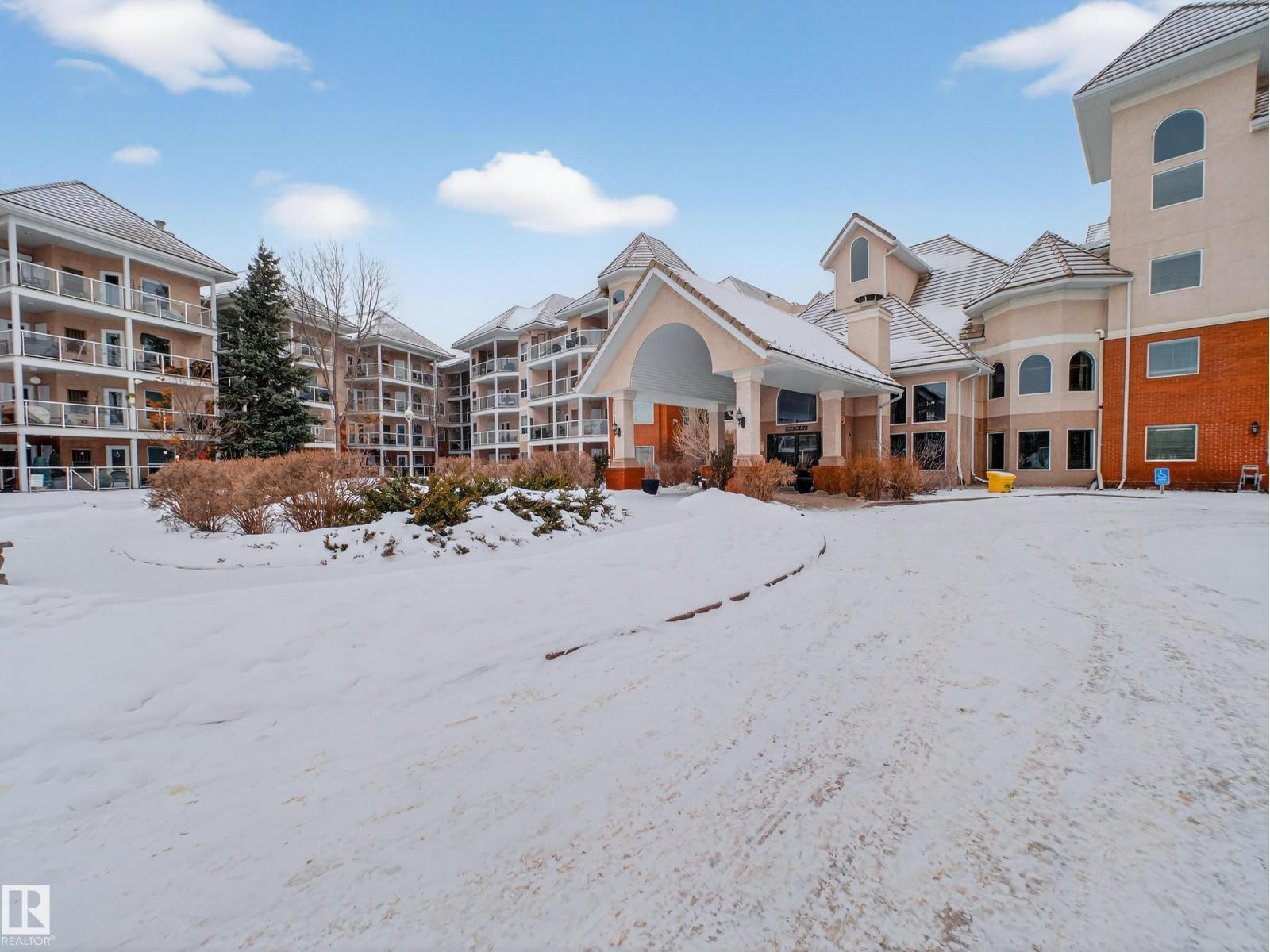 #302 9008 99 AV NW, edmonton, Alberta