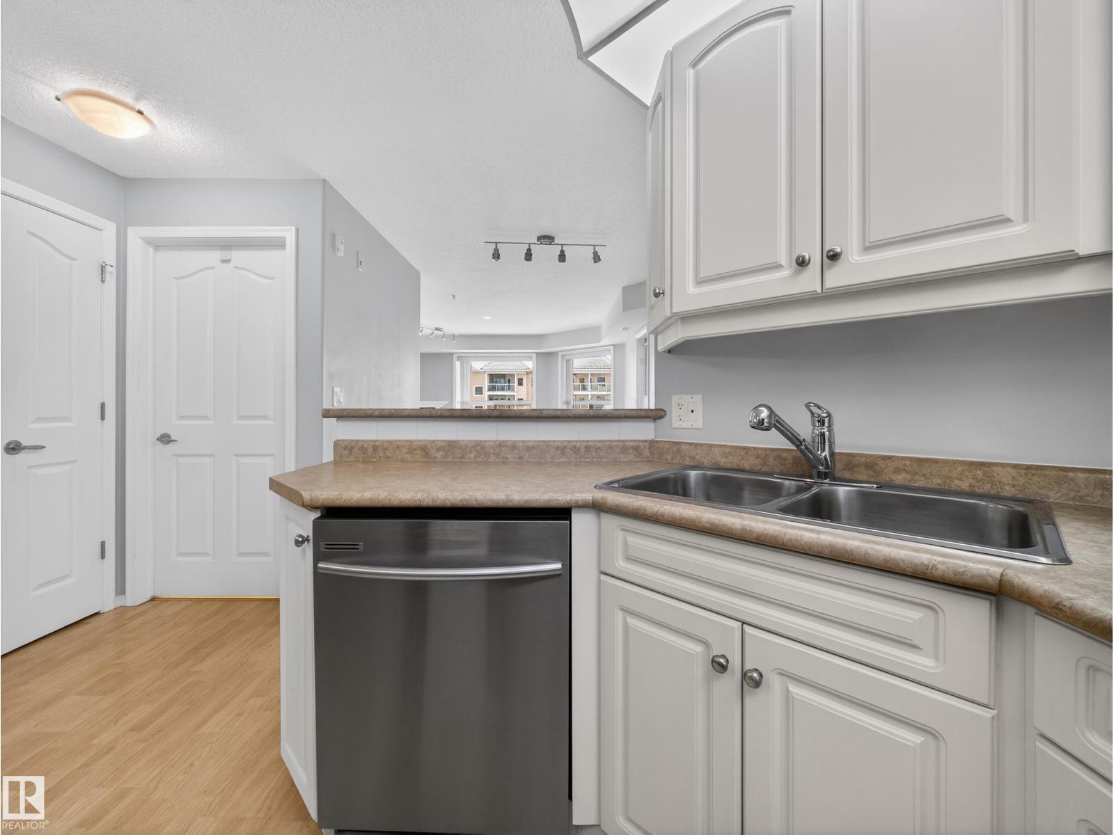 #302 9008 99 Av Nw, Edmonton, Alberta  T5H 4M6 - Photo 6 - E4476149