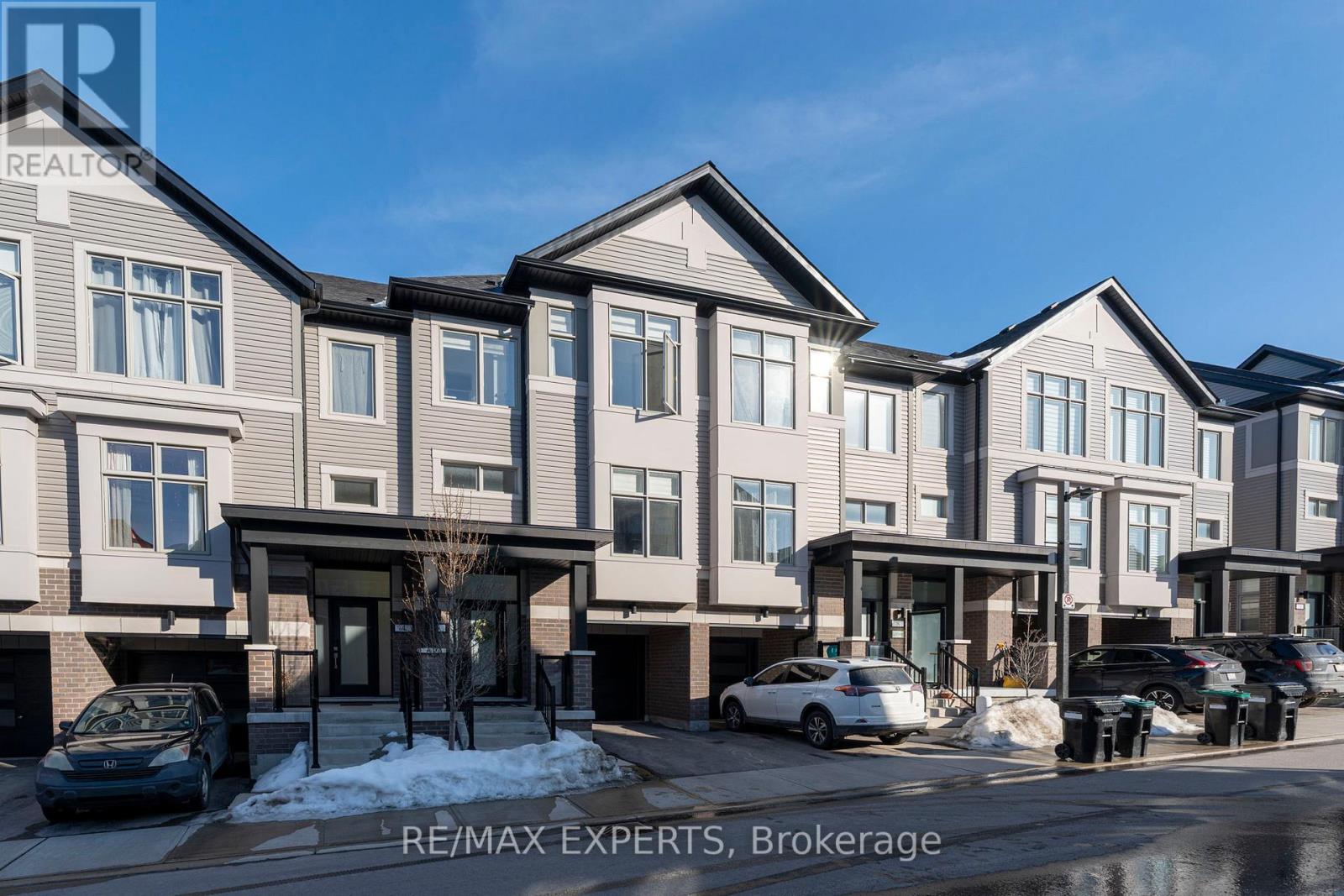 49 - 6 Hughes Lane, New Tecumseth (Tottenham), Ontario  L0G 1W0 - Photo 2 - N12852172