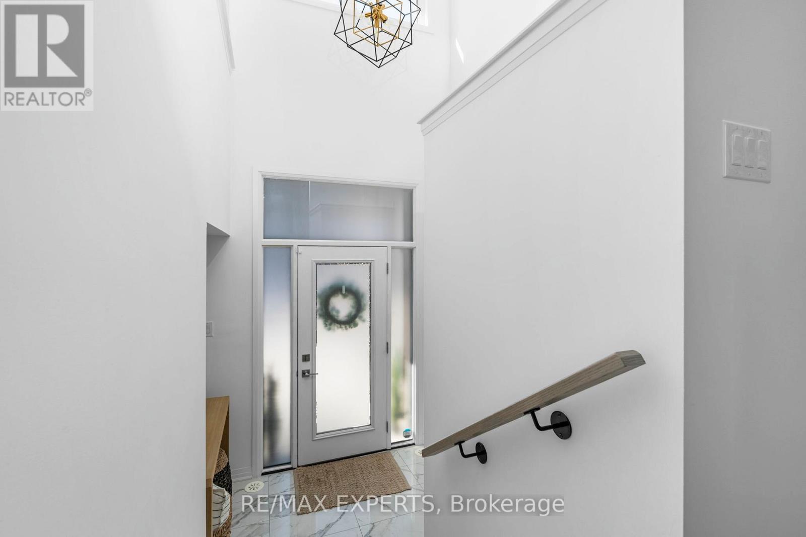 49 - 6 Hughes Lane, New Tecumseth (Tottenham), Ontario  L0G 1W0 - Photo 6 - N12852172