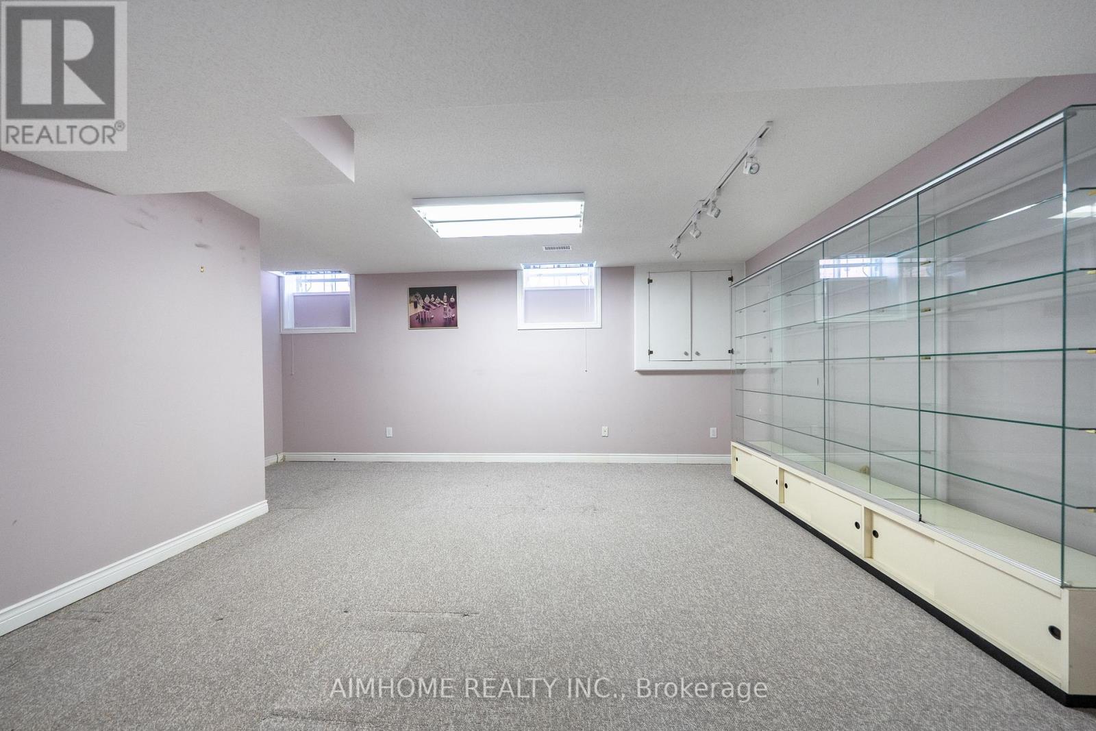 92 Springbrook Drive, Richmond Hill (Langstaff), Ontario  L4B 3P9 - Photo 30 - N12852196