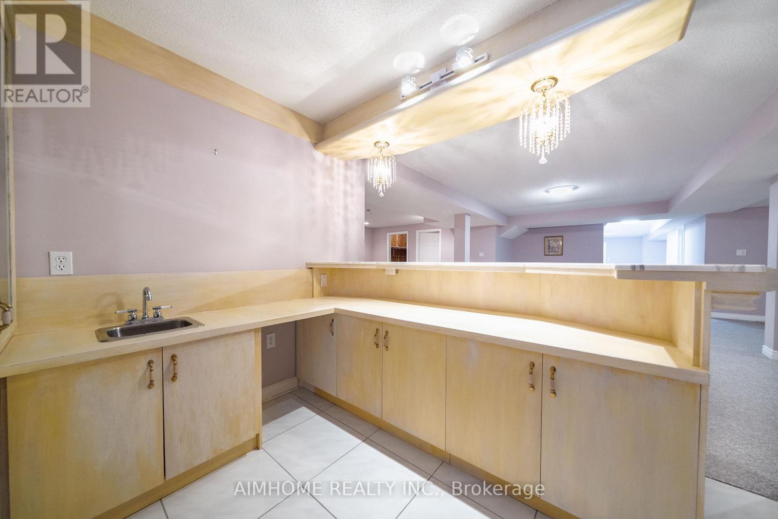 92 Springbrook Drive, Richmond Hill (Langstaff), Ontario  L4B 3P9 - Photo 34 - N12852196