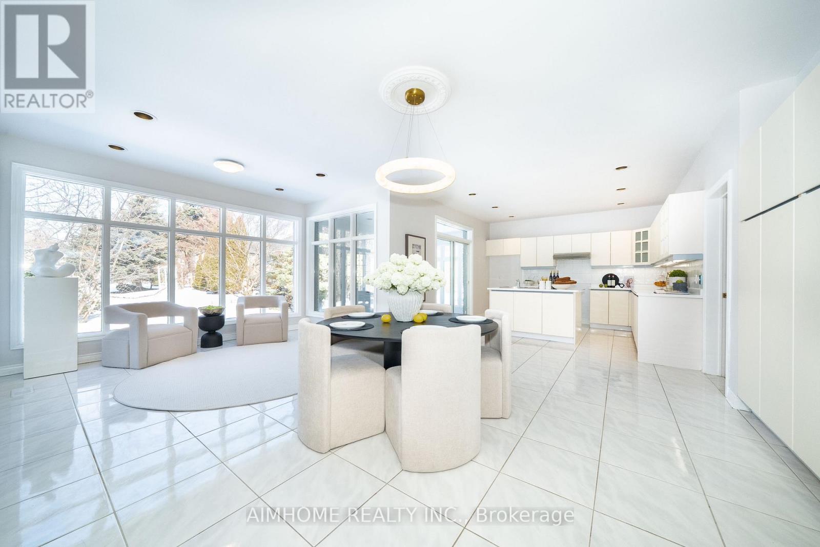 92 Springbrook Drive, Richmond Hill (Langstaff), Ontario  L4B 3P9 - Photo 8 - N12852196