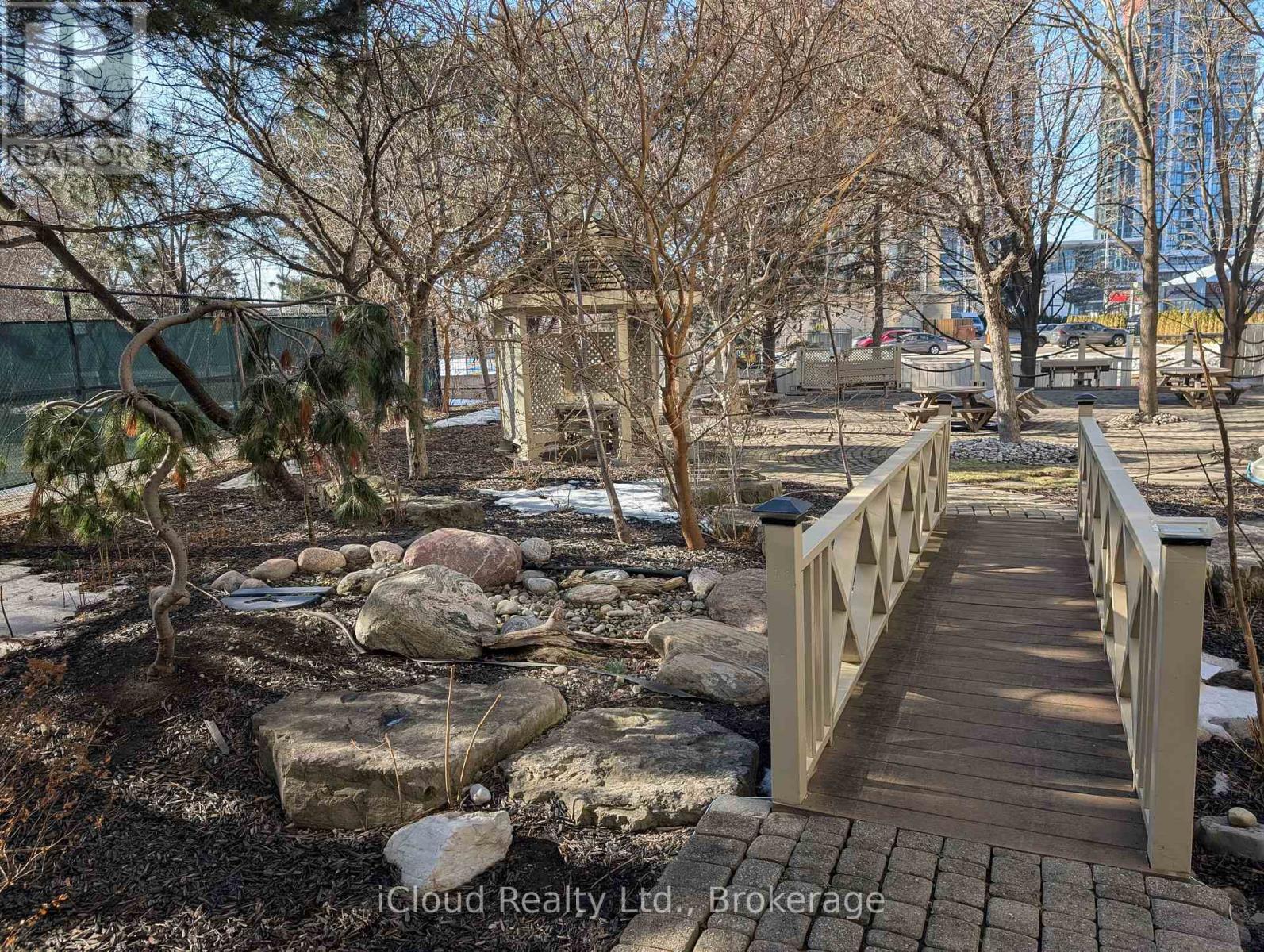 1003 - 45 Kingsbridge Garden Circle, Mississauga, Ontario  L5R 3K4 - Photo 26 - W12849196