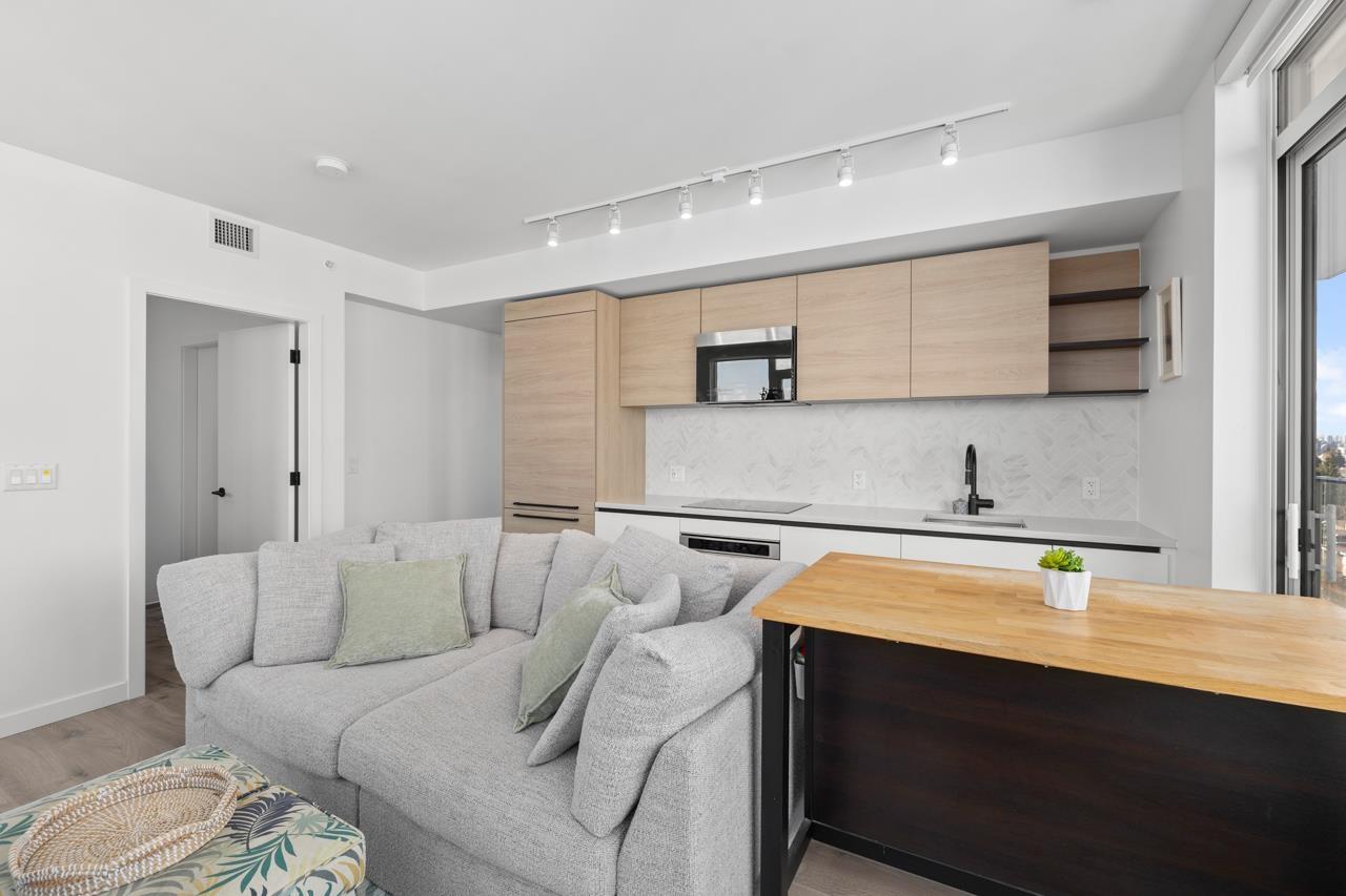 1604 10448 University Drive, Surrey, British Columbia  V3T 0S7 - Photo 11 - R3096853