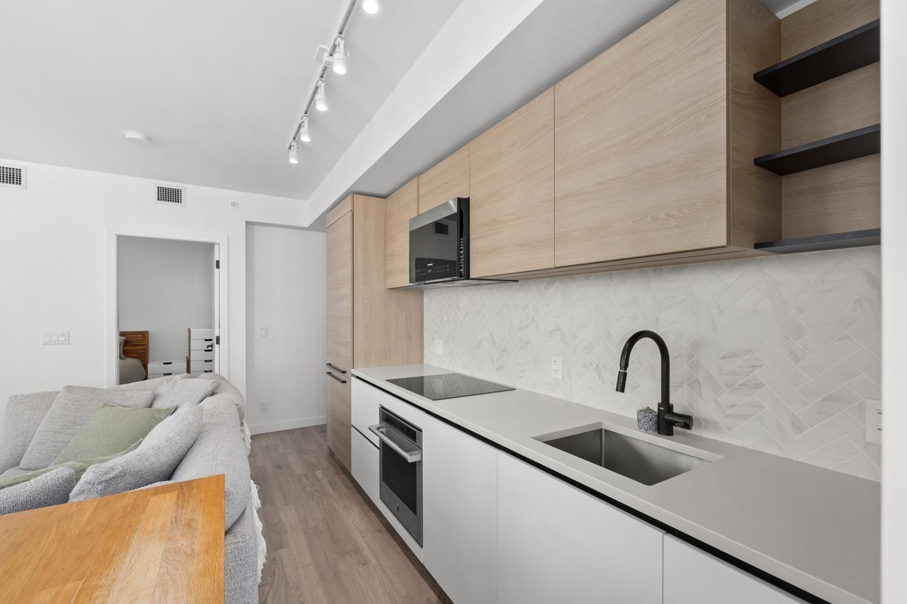 1604 10448 University Drive, Surrey, British Columbia  V3T 0S7 - Photo 12 - R3096853