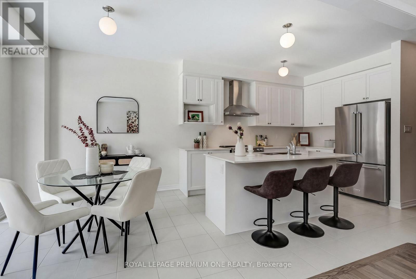 445 Kennedy Circle, Milton (Cb Cobban), Ontario  L9T 7E7 - Photo 15 - W12852146