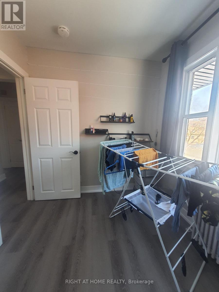 3 - 165 Berry Road, Toronto (Stonegate-Queensway), Ontario  M8Y 1W4 - Photo 10 - W12852162