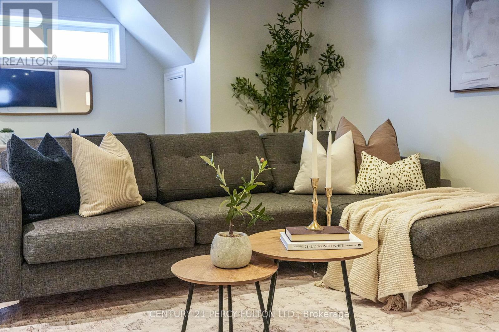 23 Wellesworth Drive, Toronto, Ontario  M9C 4P5 - Photo 17 - W12852186