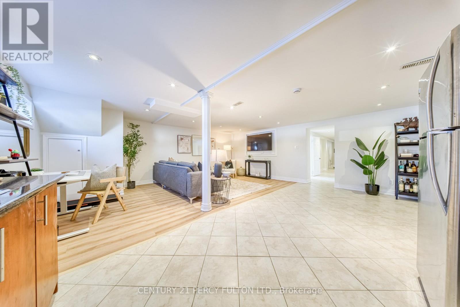 23 Wellesworth Drive, Toronto, Ontario  M9C 4P5 - Photo 18 - W12852186