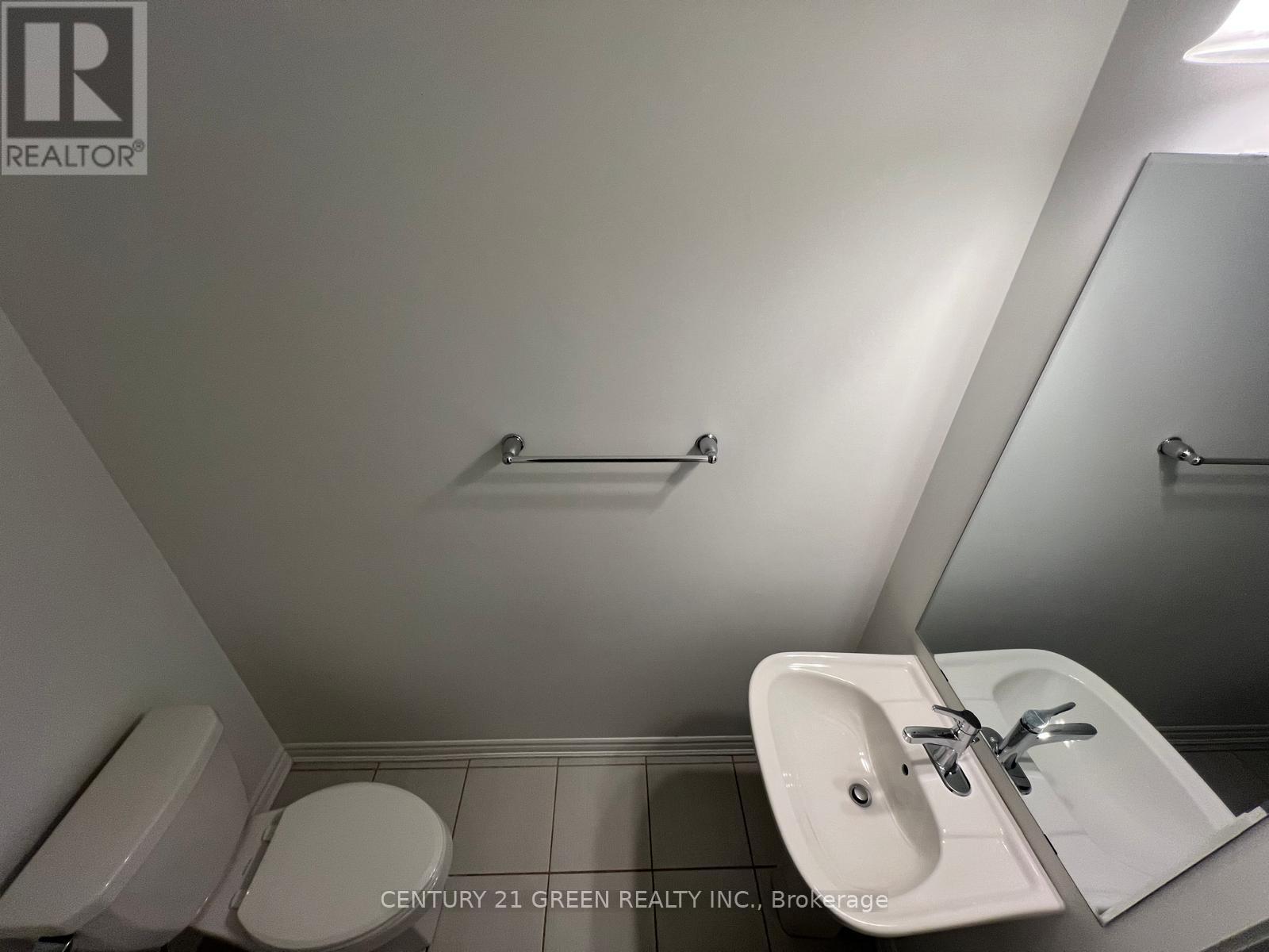 39 Keppel Circle, Brampton, Ontario  L7A 5K6 - Photo 10 - W12852190