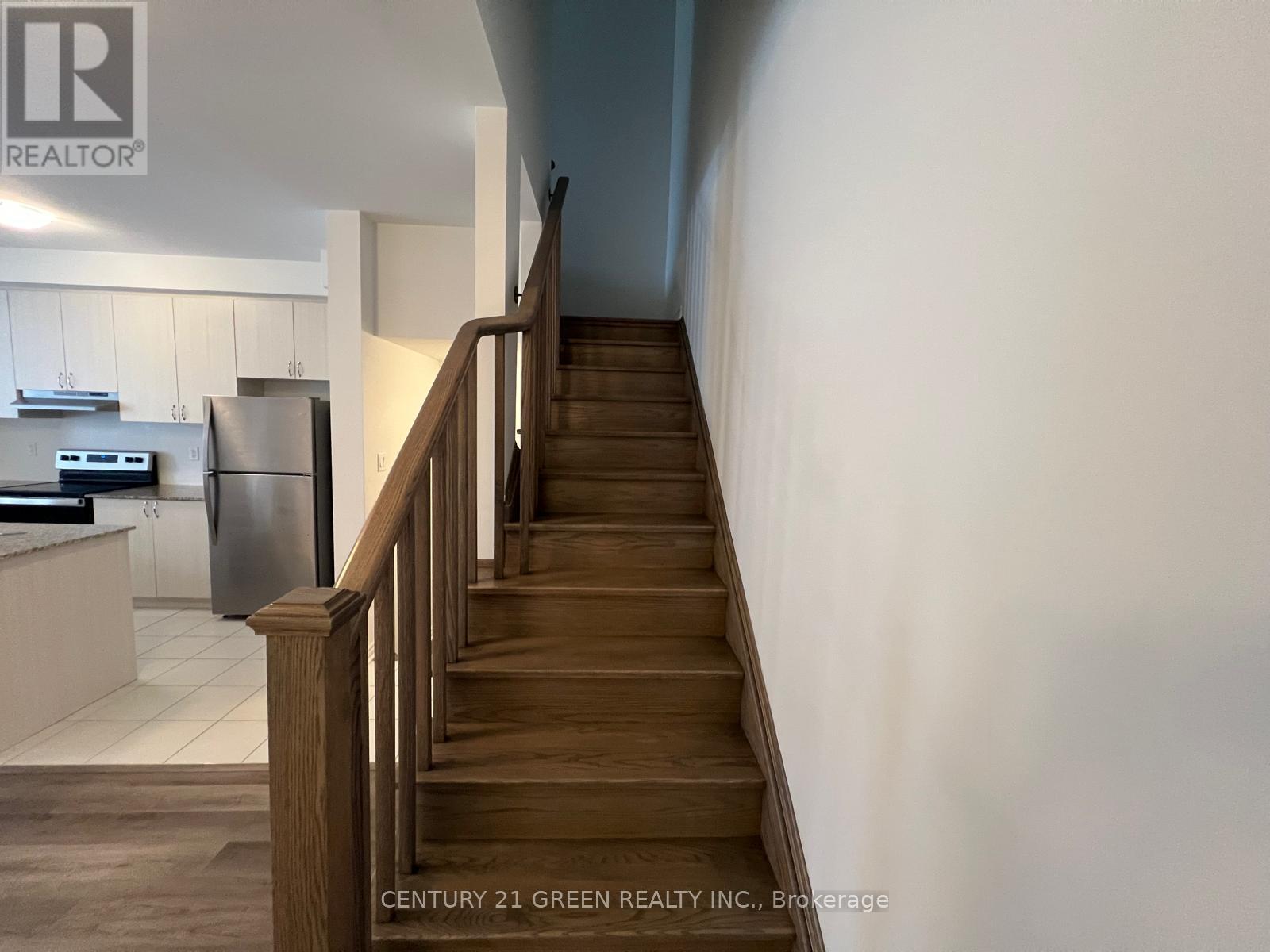 39 Keppel Circle, Brampton, Ontario  L7A 5K6 - Photo 11 - W12852190