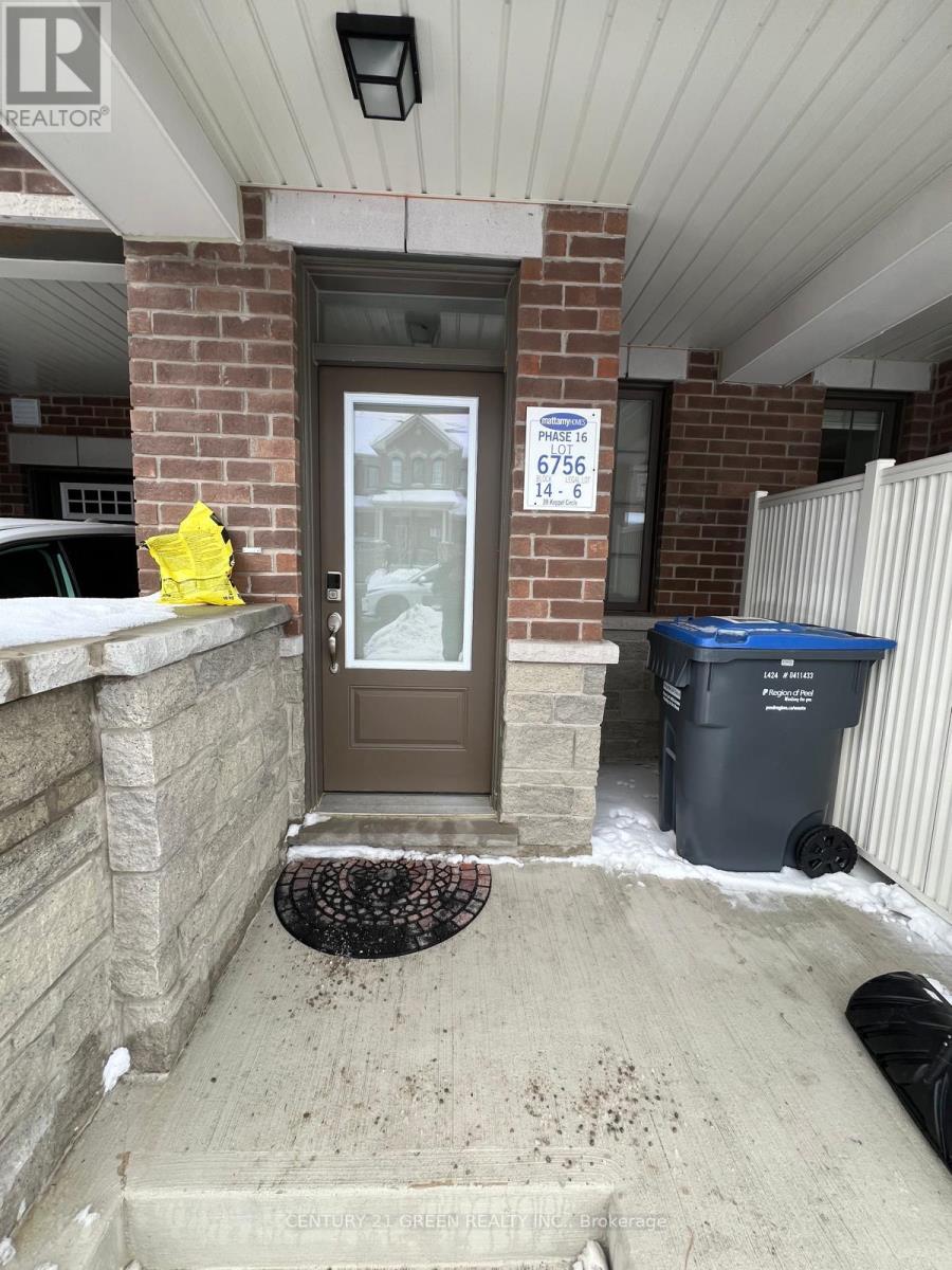 39 Keppel Circle, Brampton, Ontario  L7A 5K6 - Photo 2 - W12852190