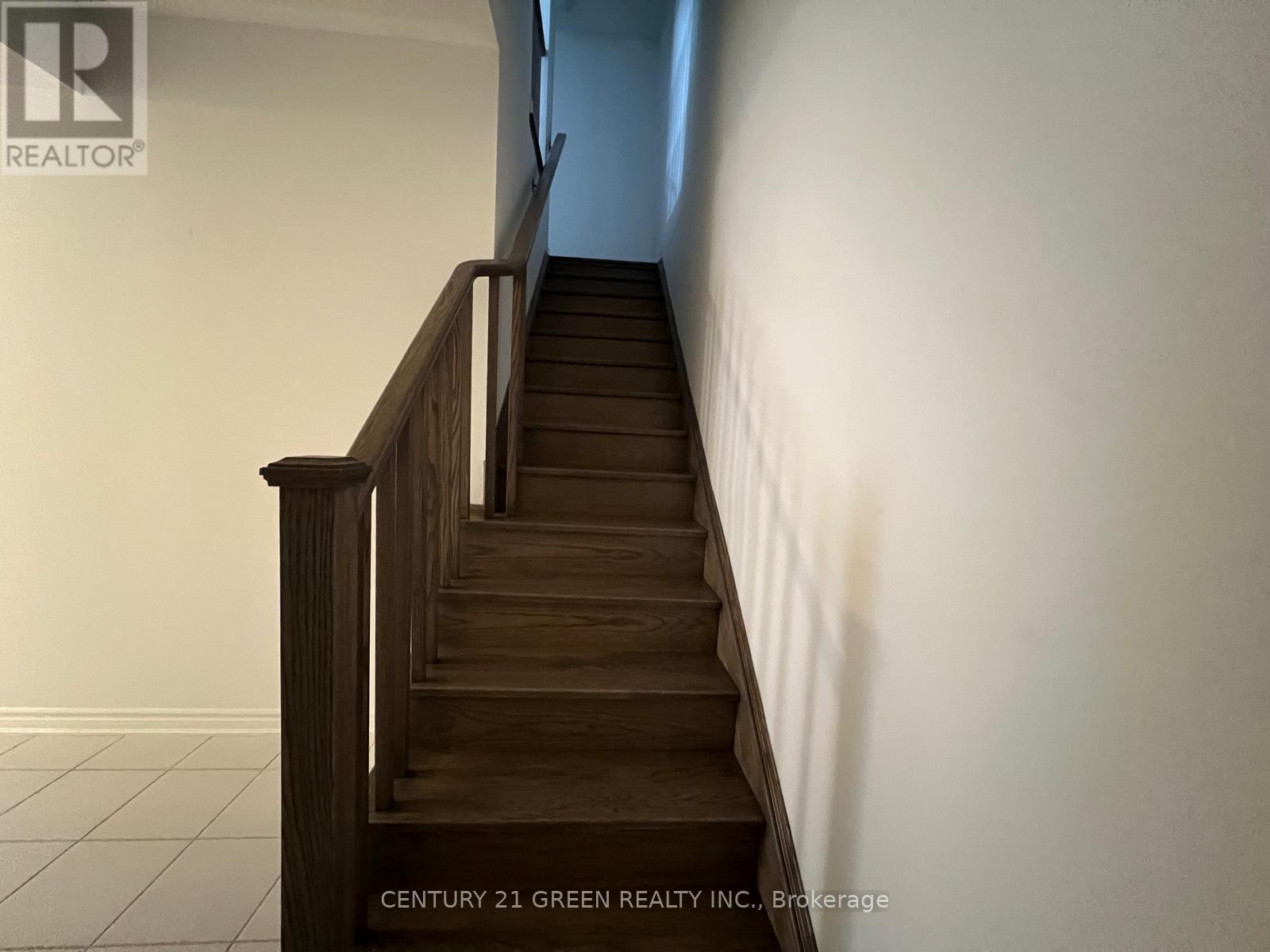 39 Keppel Circle, Brampton, Ontario  L7A 5K6 - Photo 6 - W12852190