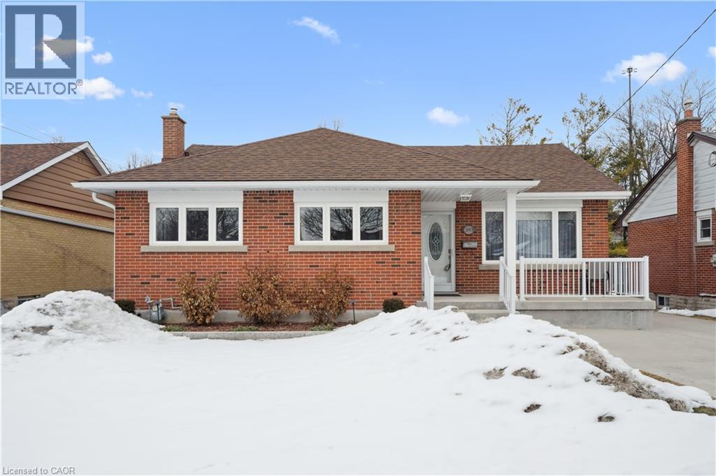 390 Dumfries Avenue, Kitchener, Ontario  N2H 2G1 - Photo 2 - 40808881