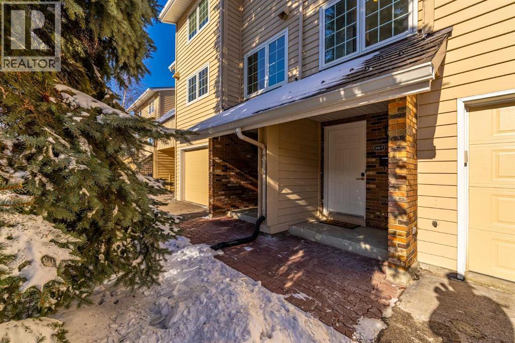 357 Point Mckay Gardens Nw, Calgary, Alberta  T3B 4V8 - Photo 3 - A2289019