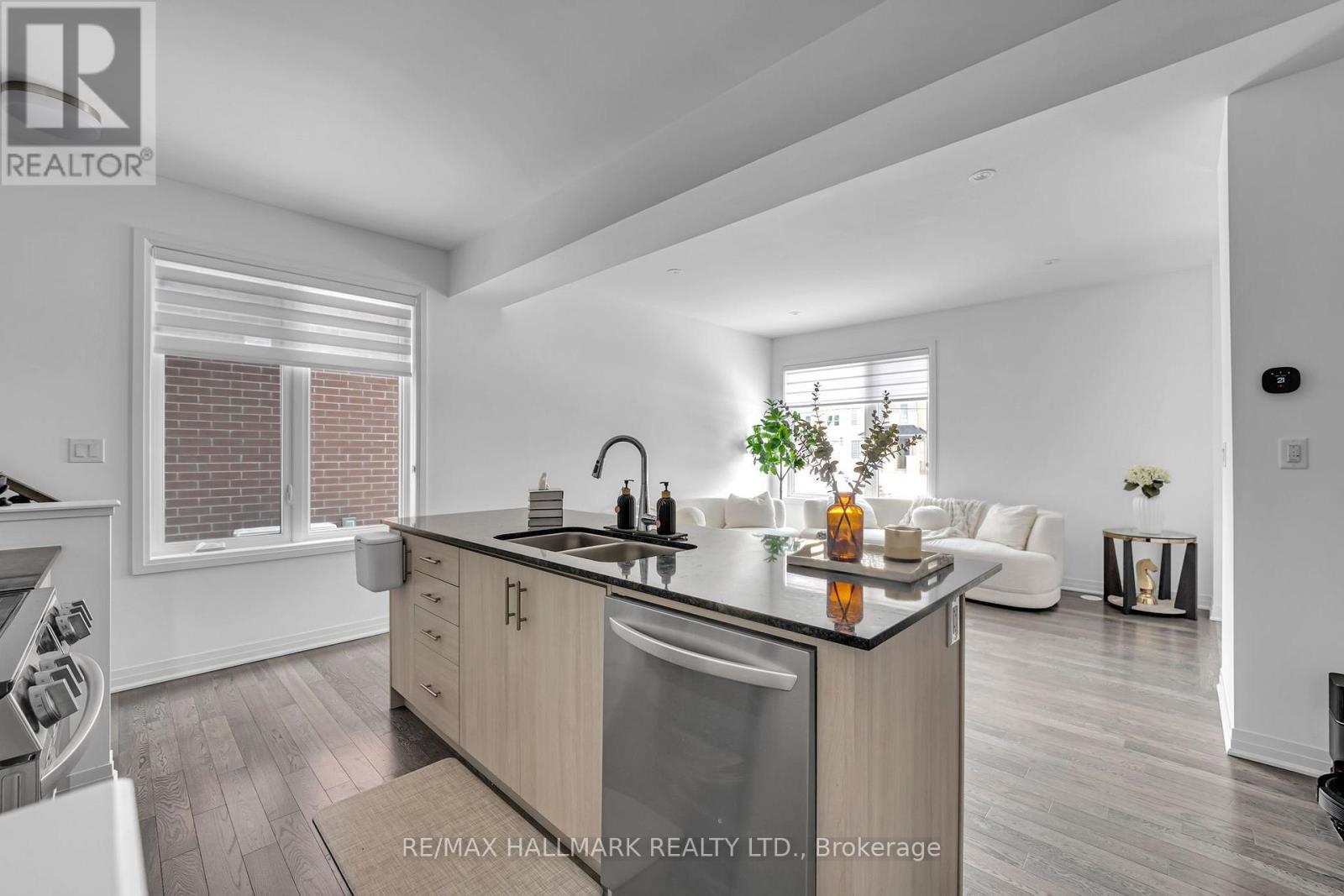 3234 Sixth Line, Oakville (Go Glenorchy), Ontario  L6M 4K1 - Photo 10 - W12829090