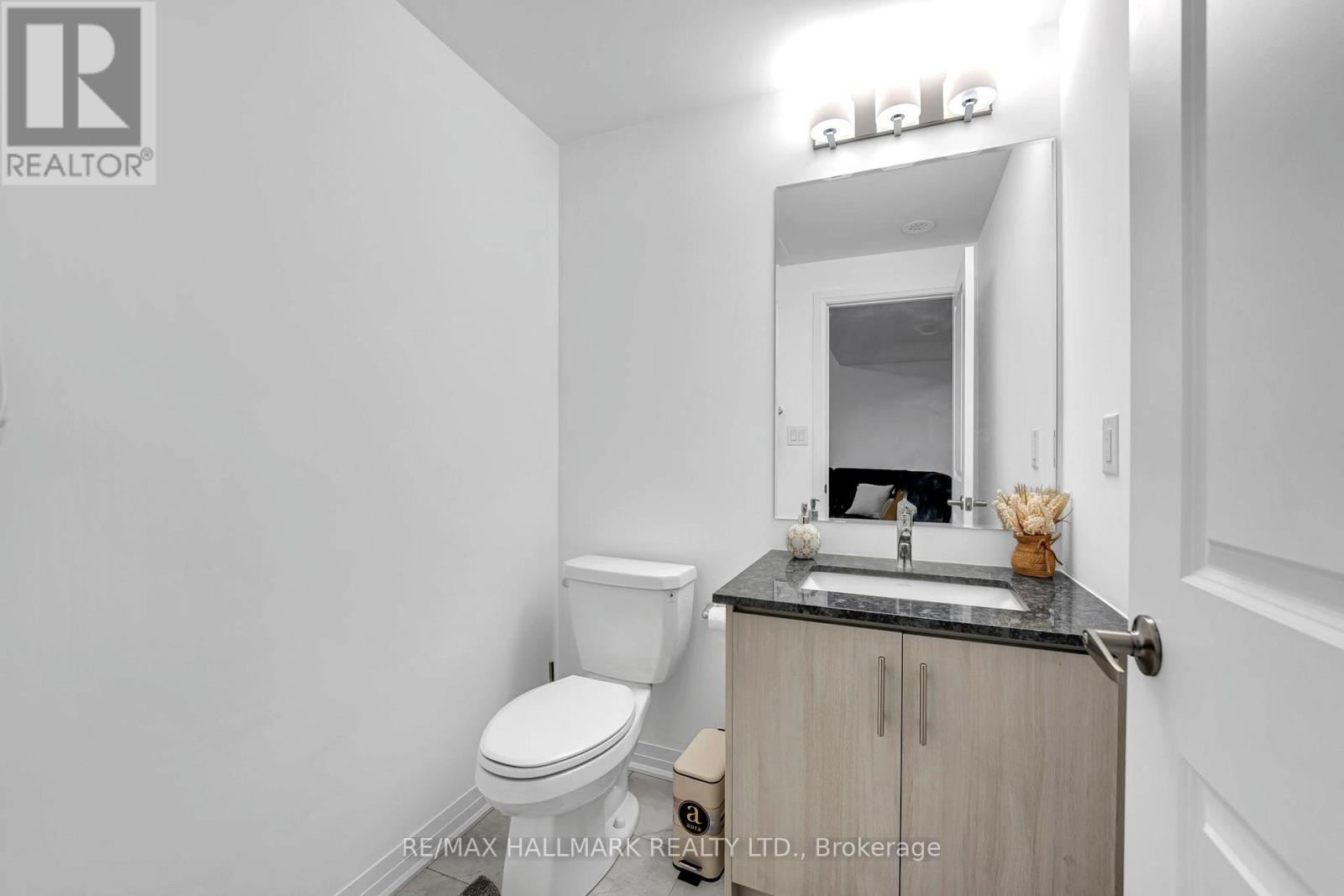 3234 Sixth Line, Oakville (Go Glenorchy), Ontario  L6M 4K1 - Photo 17 - W12829090