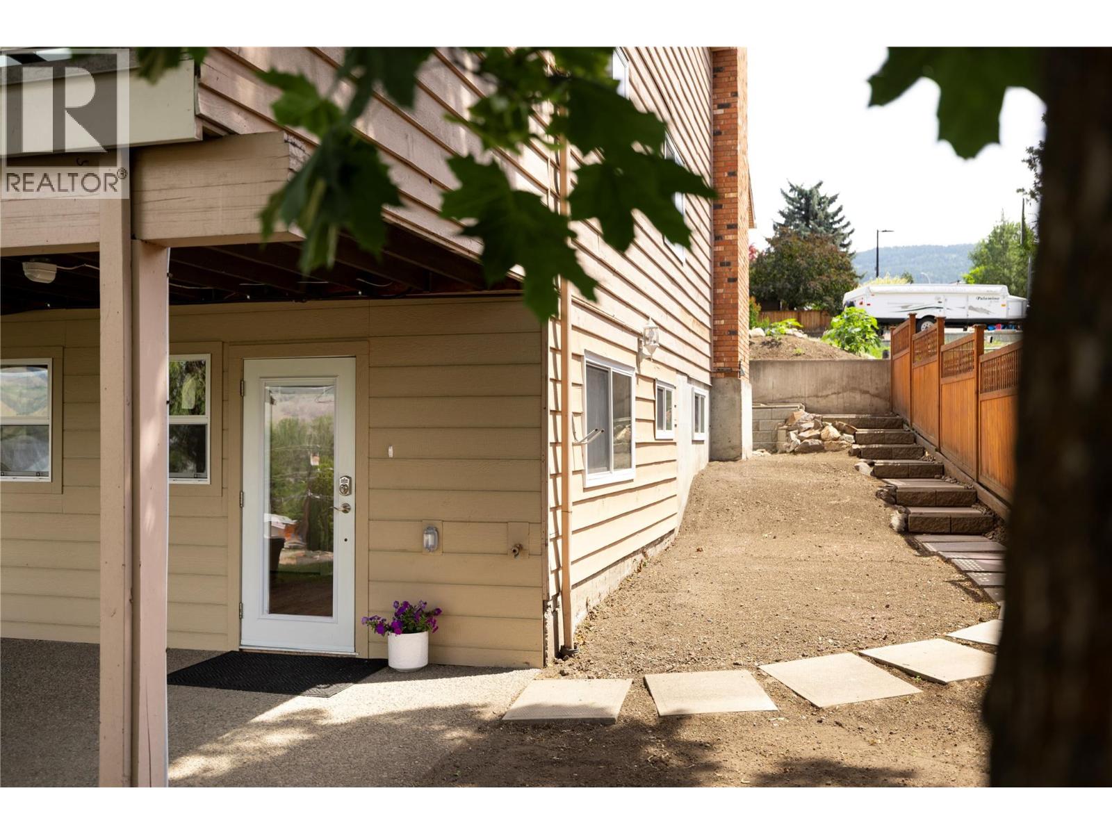 4002 15 Street, Vernon, British Columbia  V1T 8K6 - Photo 31 - 10378351