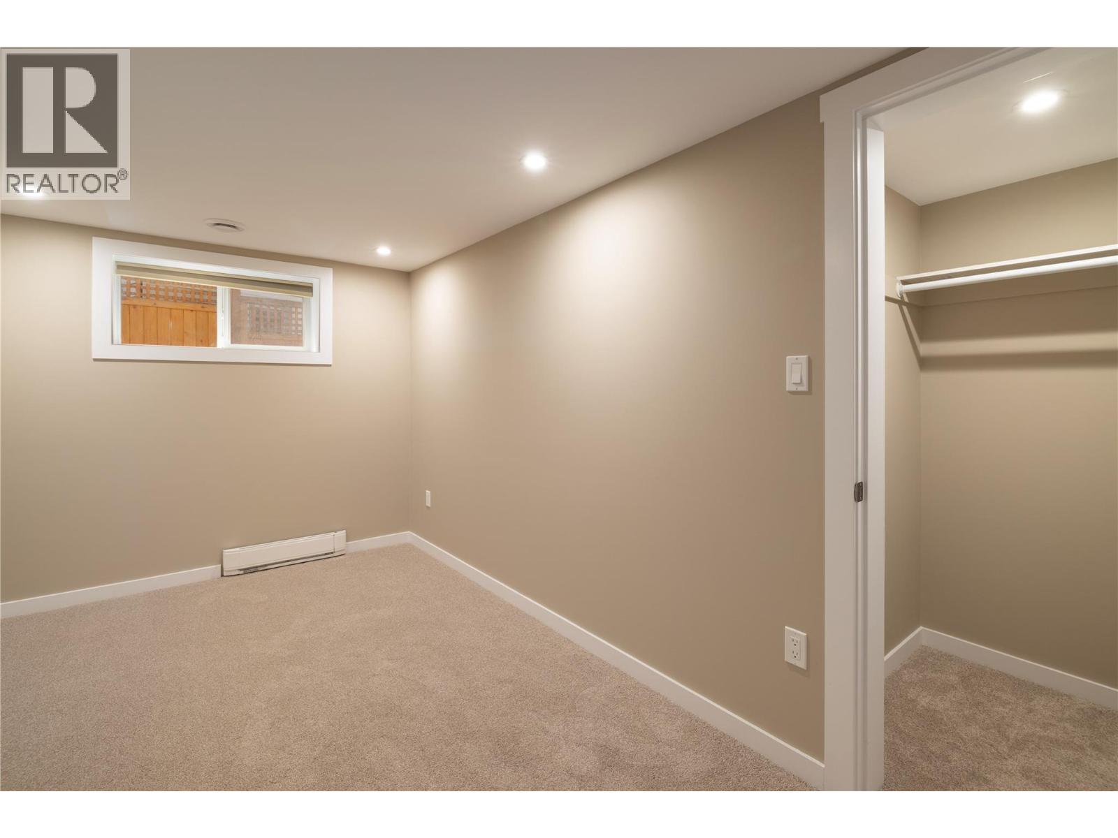 4002 15 Street, Vernon, British Columbia  V1T 8K6 - Photo 36 - 10378351