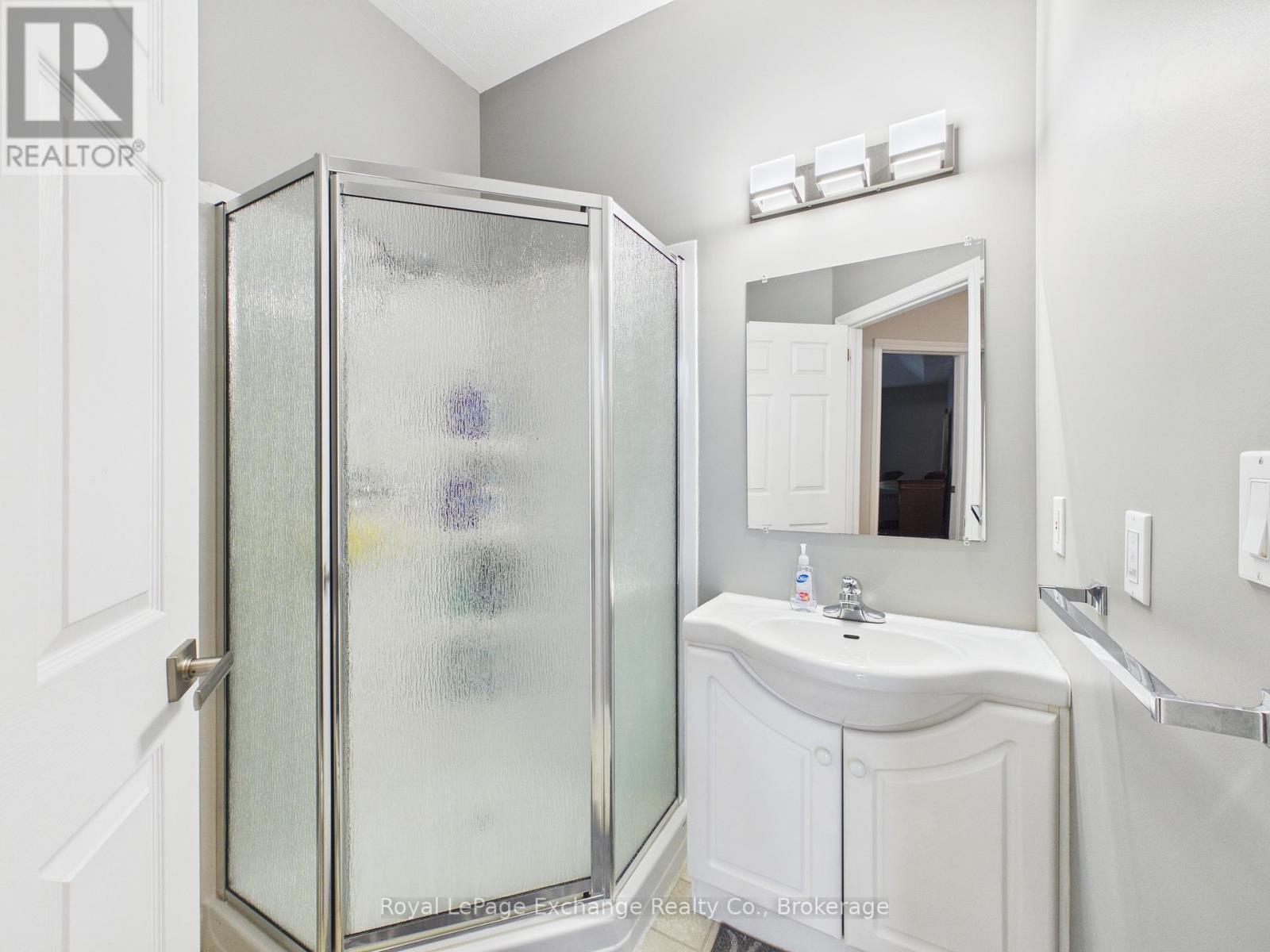 13 - 855 Princes Street N, Kincardine, Ontario  N2Z 1Z2 - Photo 10 - X12852288