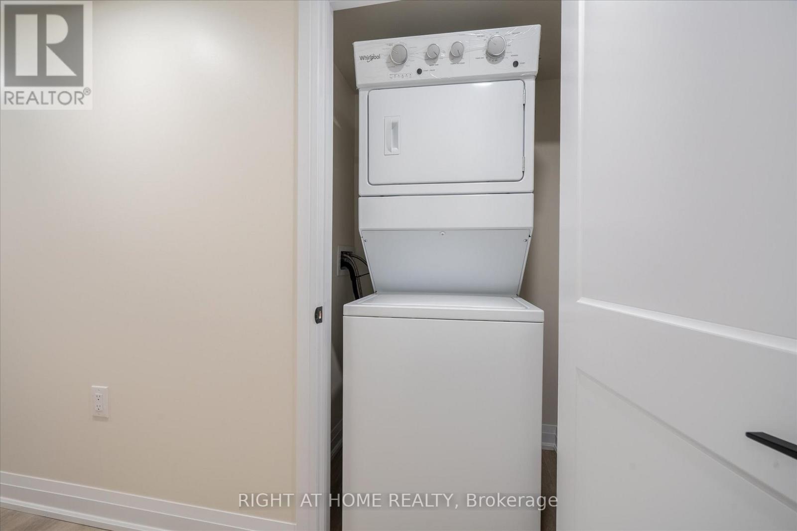 809 Helen Crescent, Pickering, Ontario  L1W 1V1 - Photo 12 - E12852250