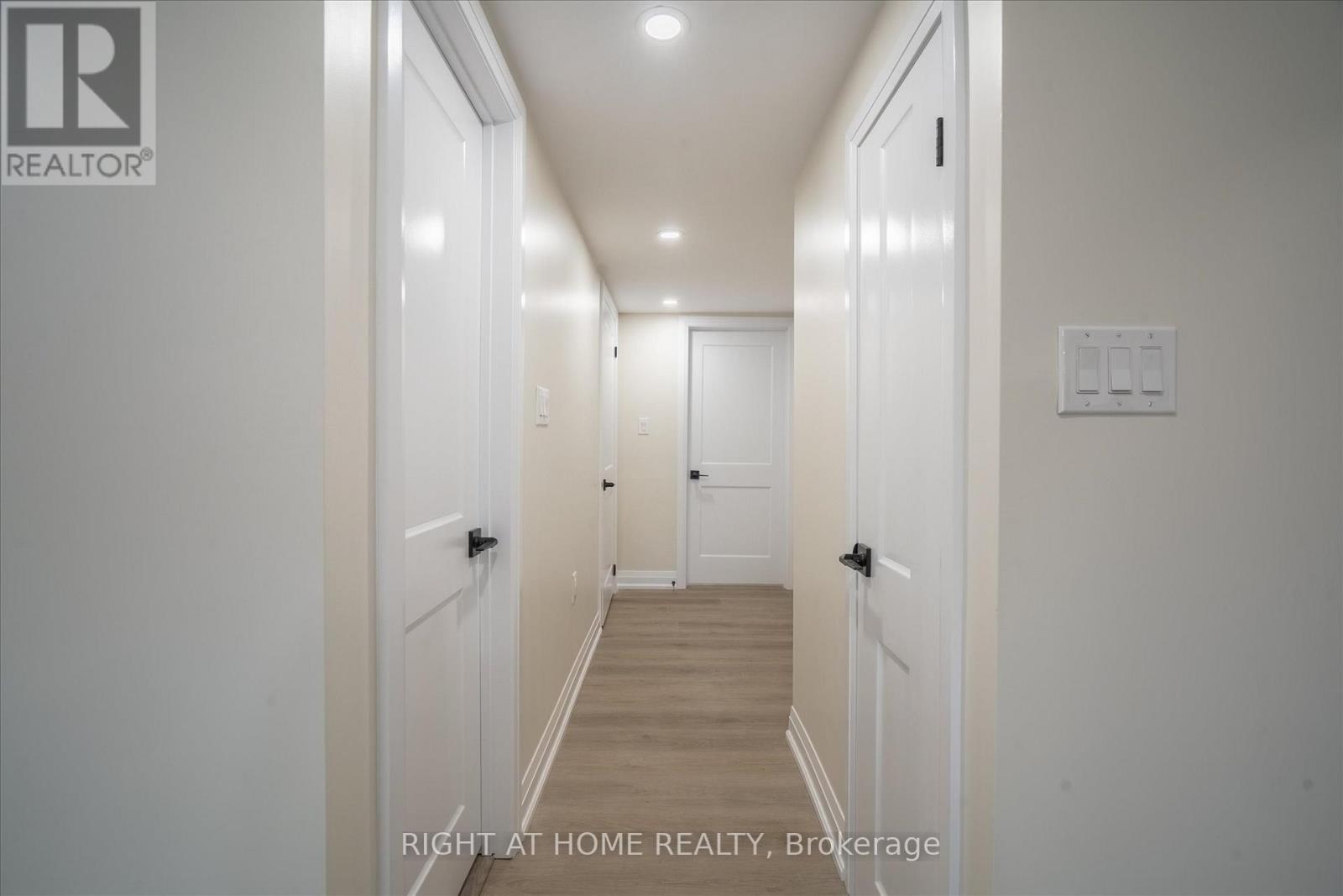 809 Helen Crescent, Pickering, Ontario  L1W 1V1 - Photo 8 - E12852250